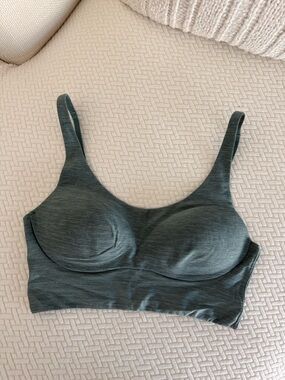 Lightweight by Victoria’s Secret Sports Bra